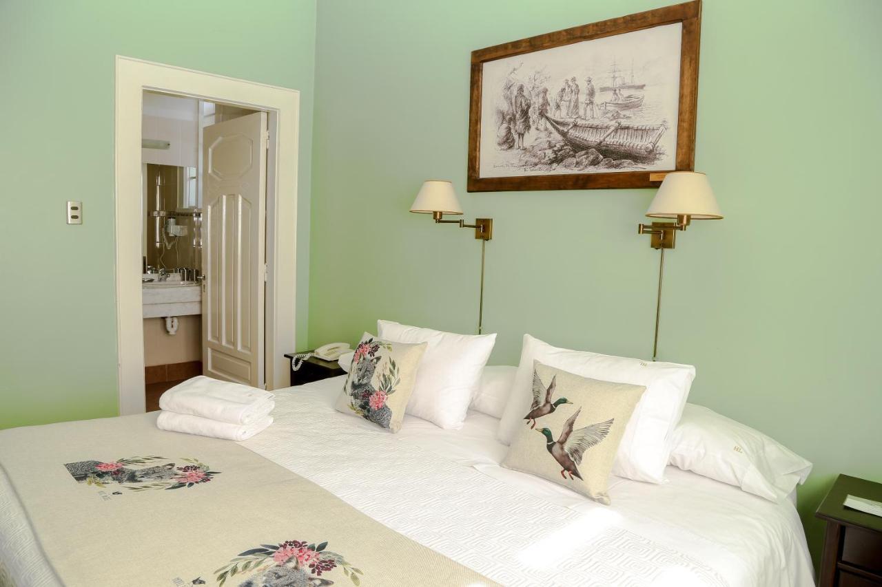 Hotel Lacolet Punta Arenas Extérieur photo