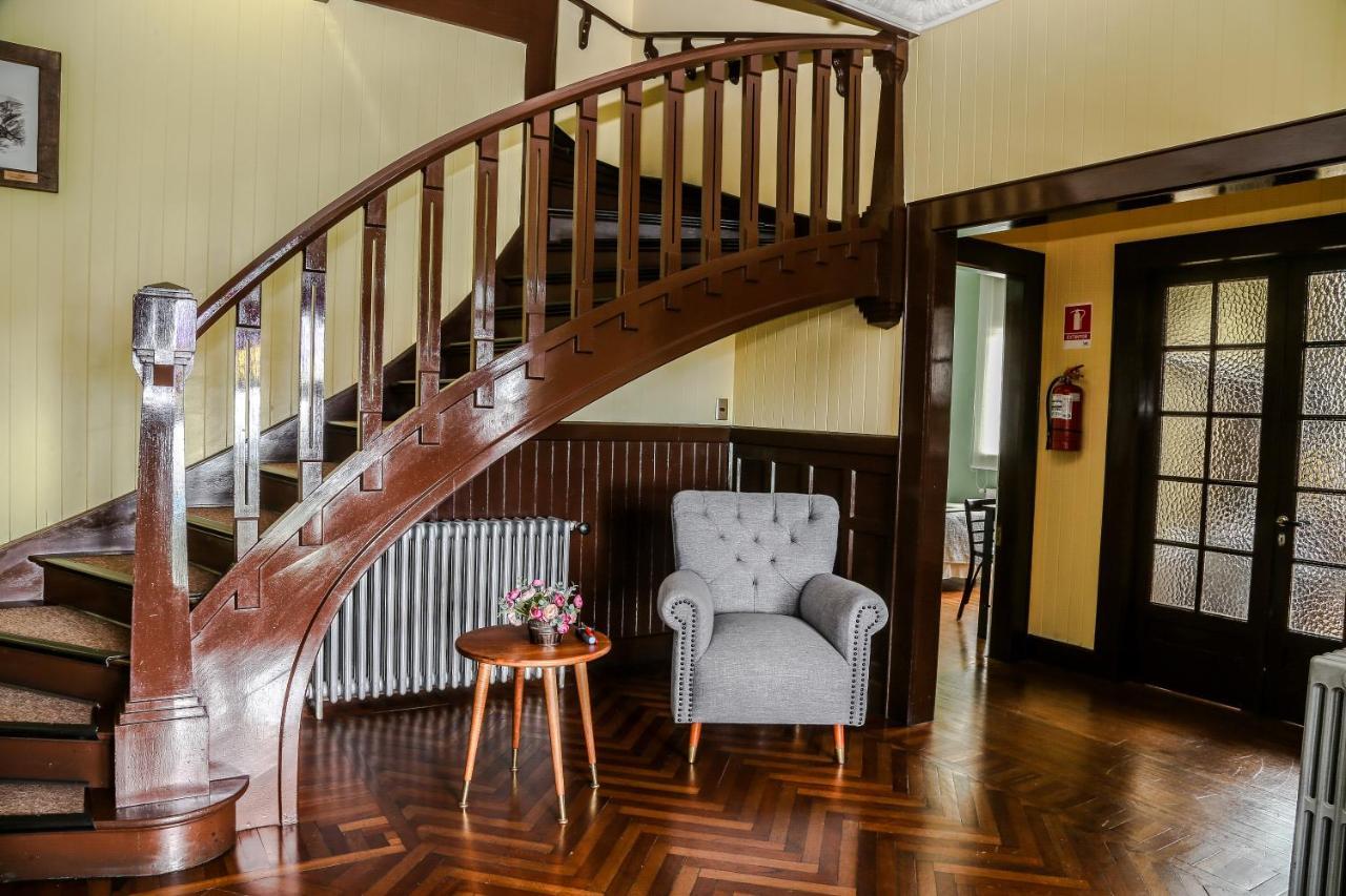 Hotel Lacolet Punta Arenas Extérieur photo